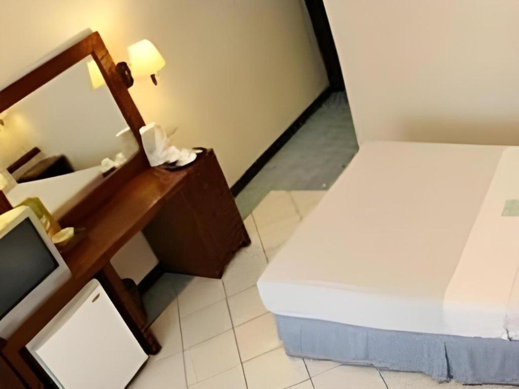 Soledad Suites Panglao Exterior photo