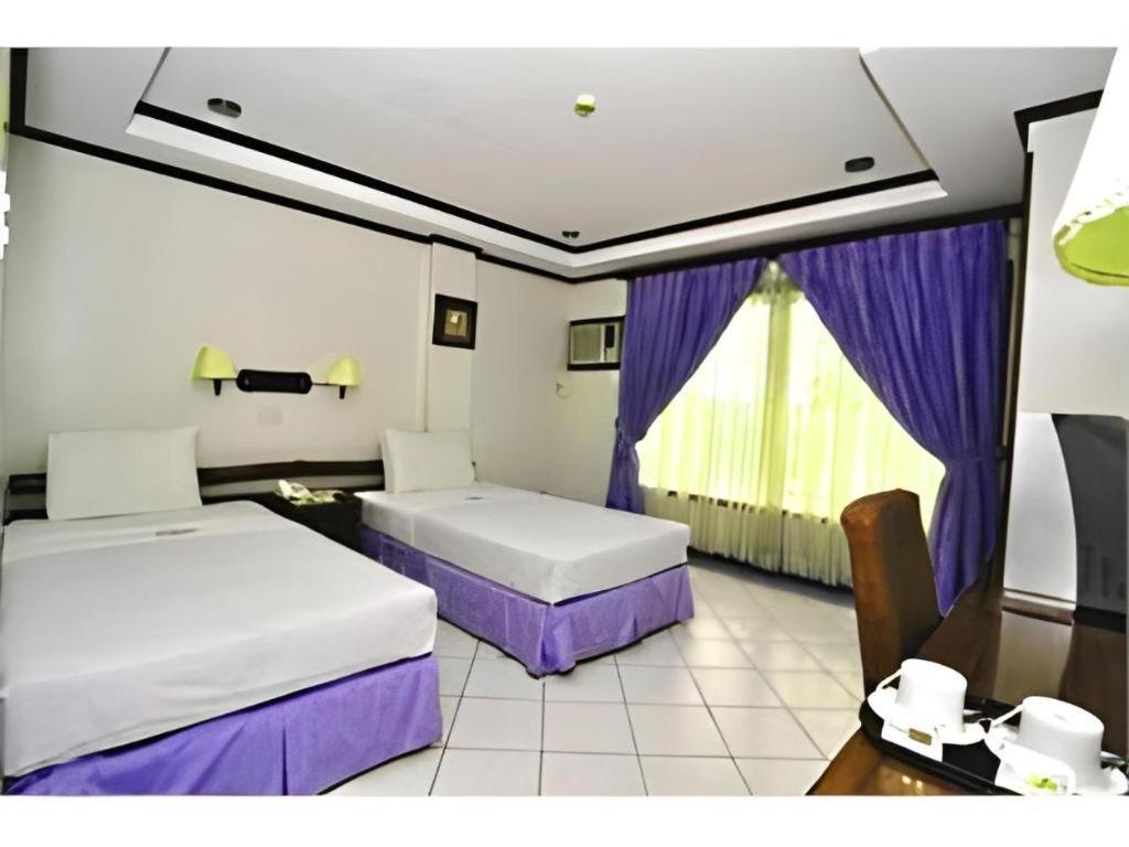 Soledad Suites Panglao Exterior photo